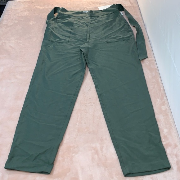 Tie Waist Utility Pants
LEITH - Picture 1 of 5